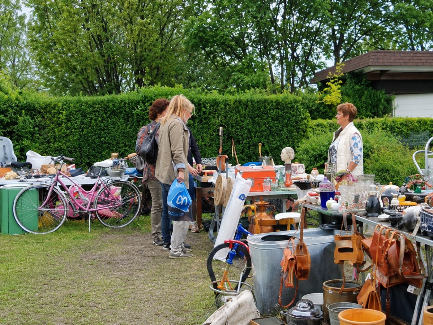 1. Trödelmarkt Kolonie Waldessaum
