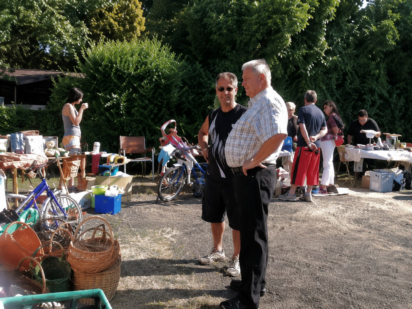 1. Trödelmarkt Kolonie Waldessaum